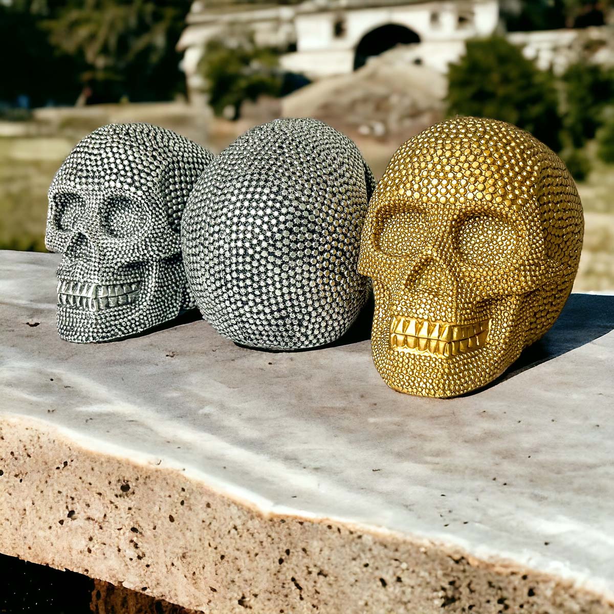 Resin Skull Gold