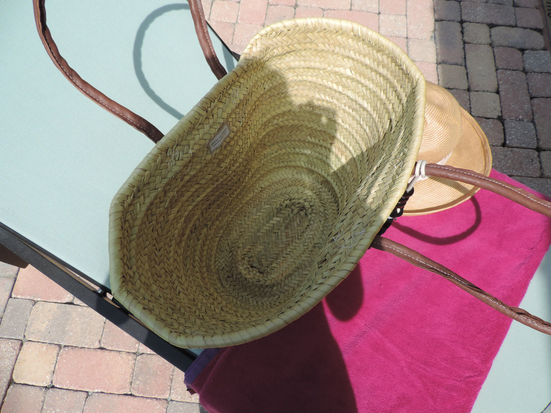 USA ONLY Straw Bag with Hand-Painted Cow Skull