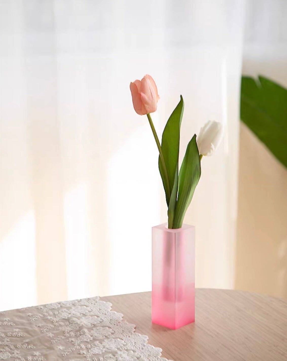 Iridescence Vase - Modern Whimsical Eclectic Decorative Table Setting