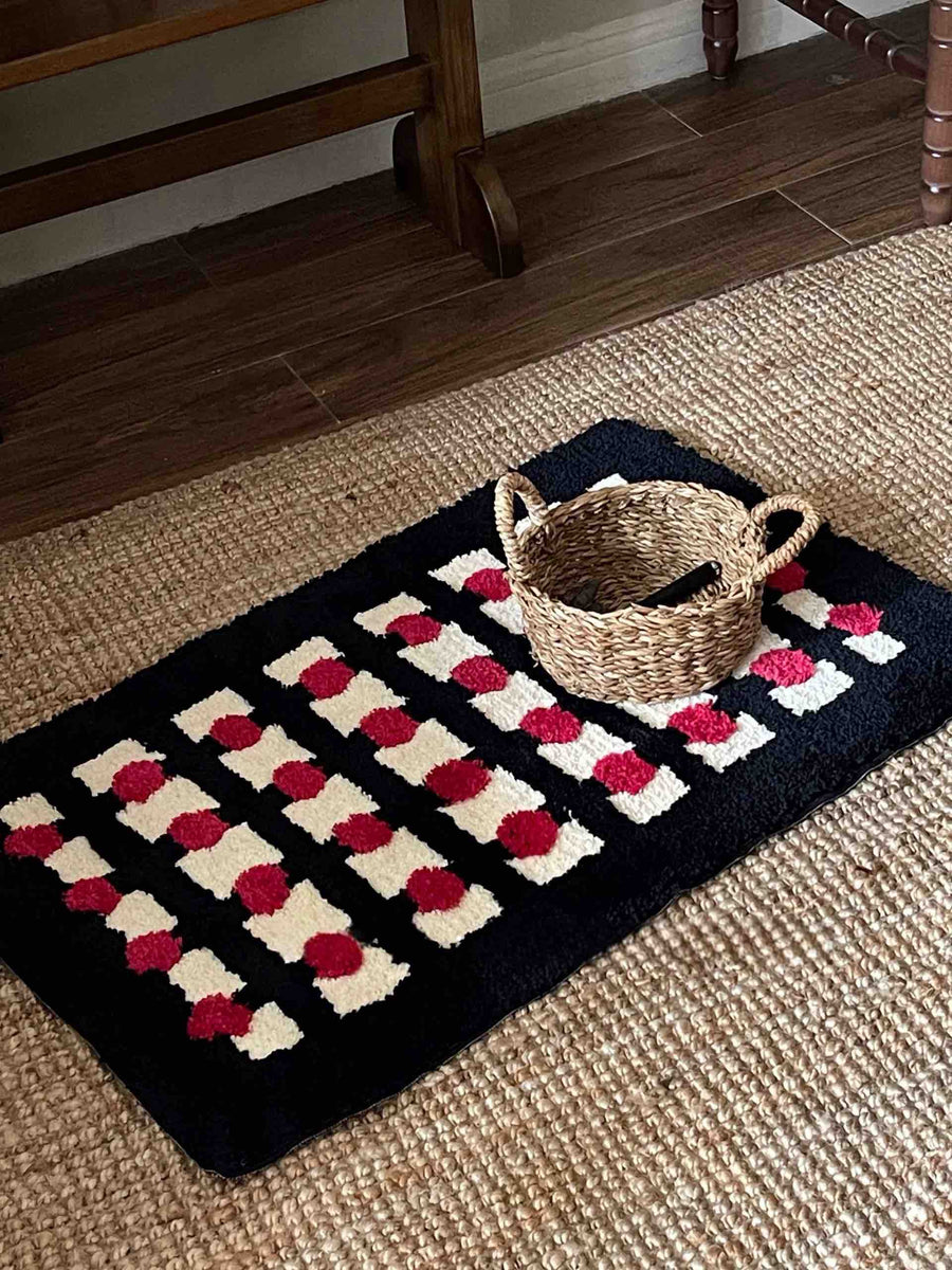 Retro Dotted Bath Rug, Ultra Soft, Absorbent & Anti-slip